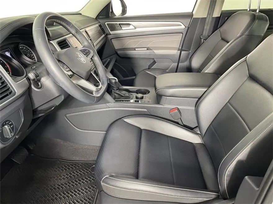 2021 Volkswagen Atlas V6 SE Technology photo 1
