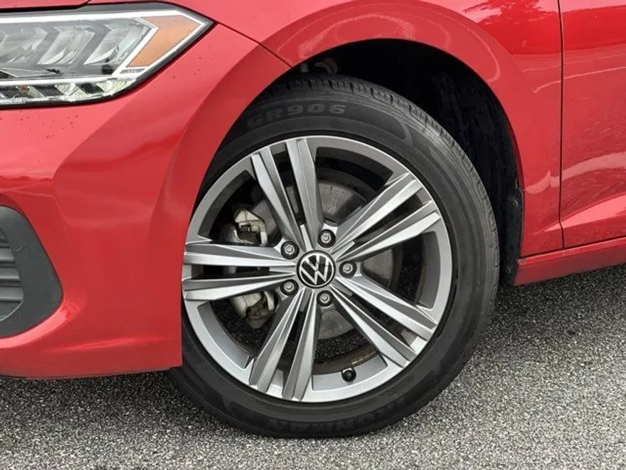 2023 Volkswagen Jetta 1.5T SE photo 1