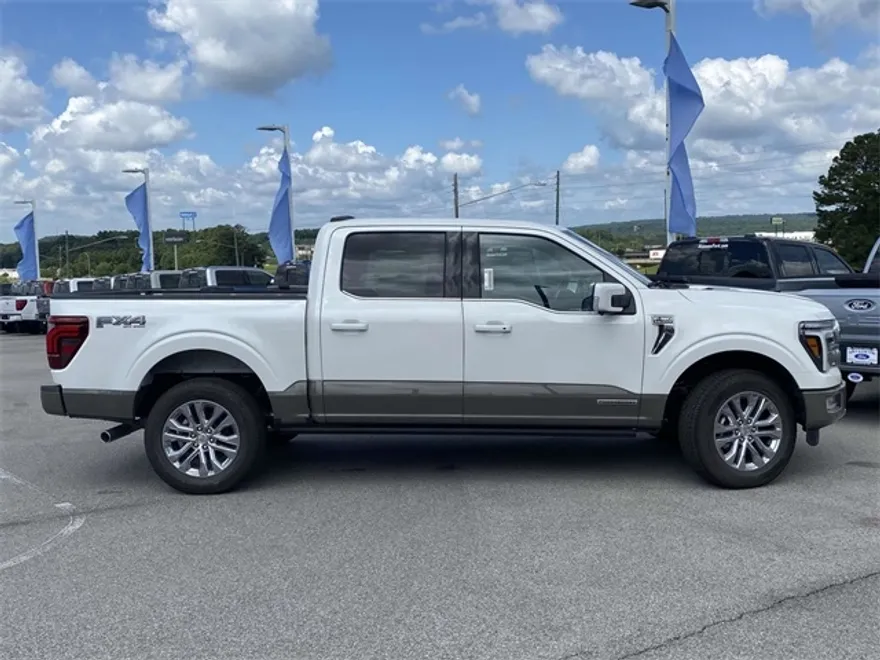2025 Ford F-150 King Ranch photo 1