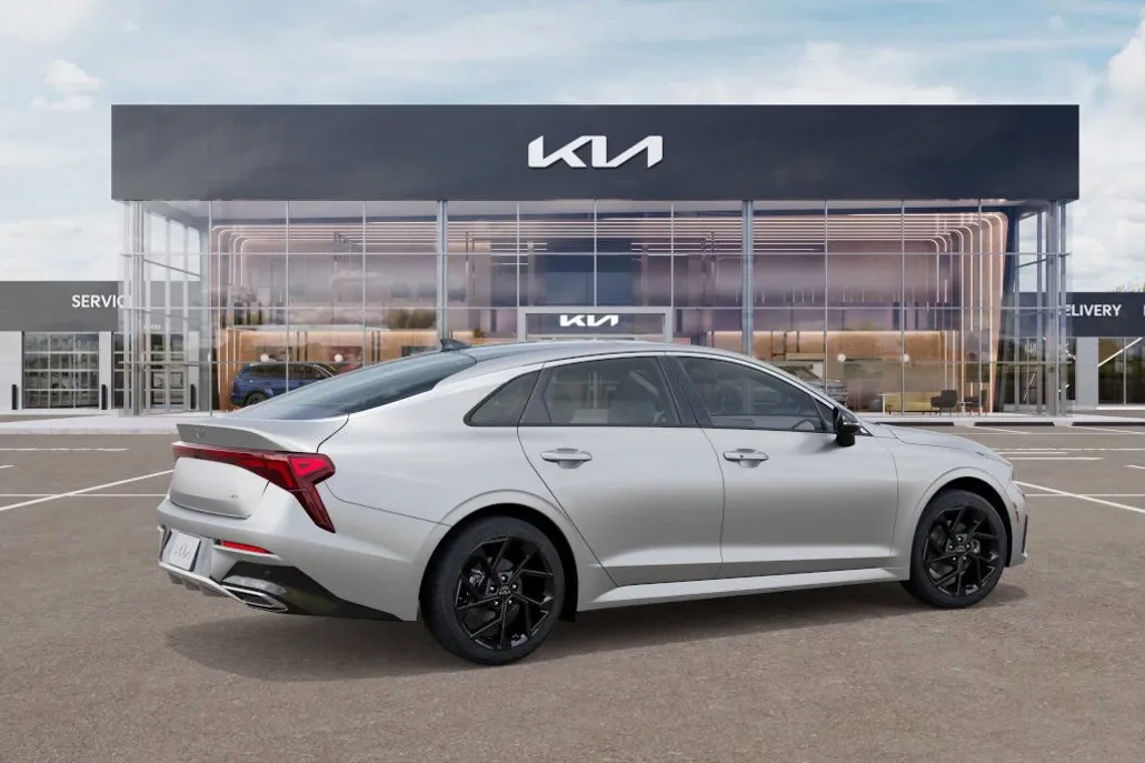 2026 Kia K5 GT-Line photo 1