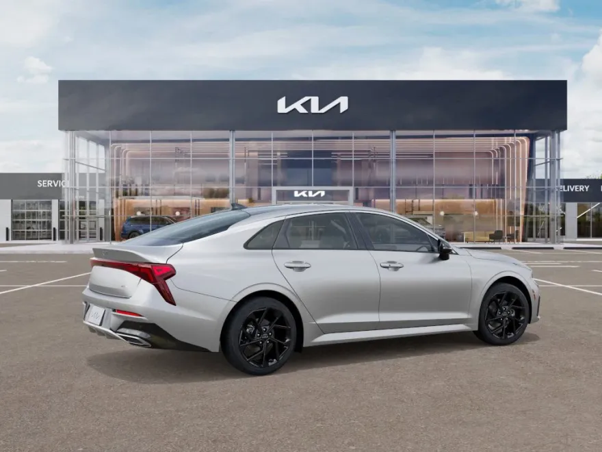 2026 Kia K5 GT-Line photo 1