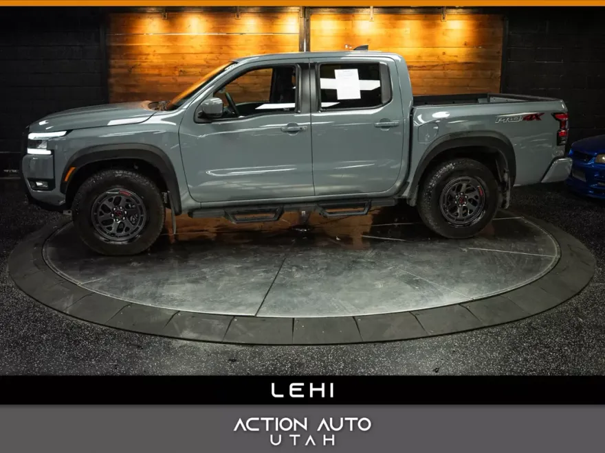 2025 Nissan Frontier PRO-4X photo 1