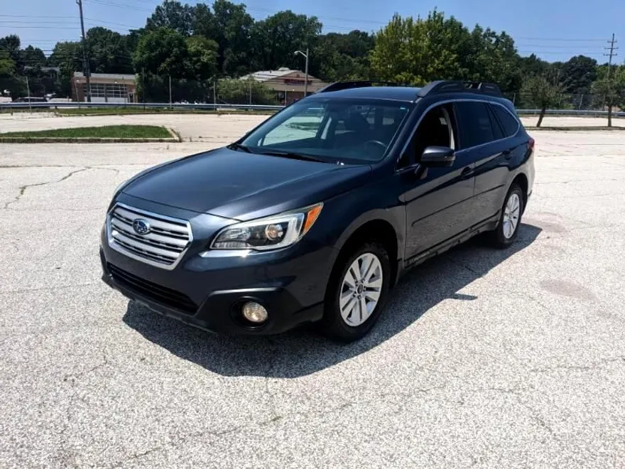 2015 Subaru Outback 2.5i Premium photo 1