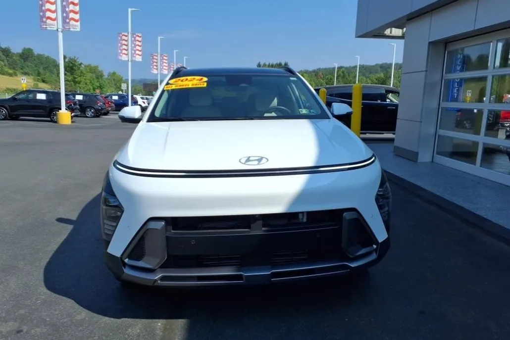 2024 Hyundai Kona Limited photo 1