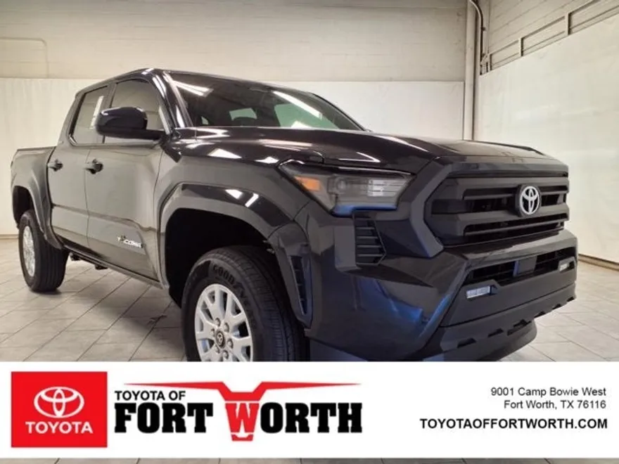 2025 Toyota Tacoma SR5 photo 1