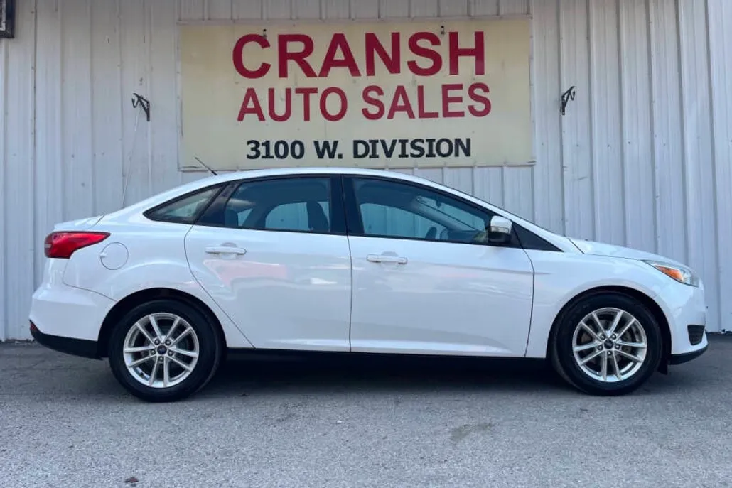 2015 Ford Focus SE photo 1