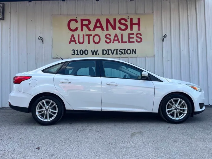 2015 Ford Focus SE photo 1