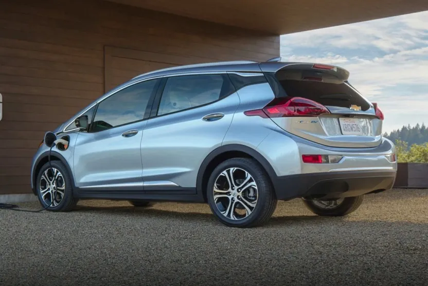 2017 Chevrolet Bolt EV photo 1