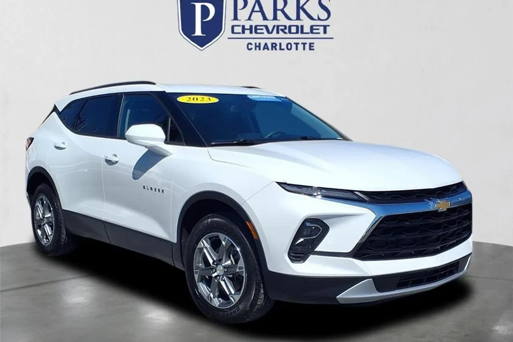 2023 Chevrolet Blazer 2LT photo 1