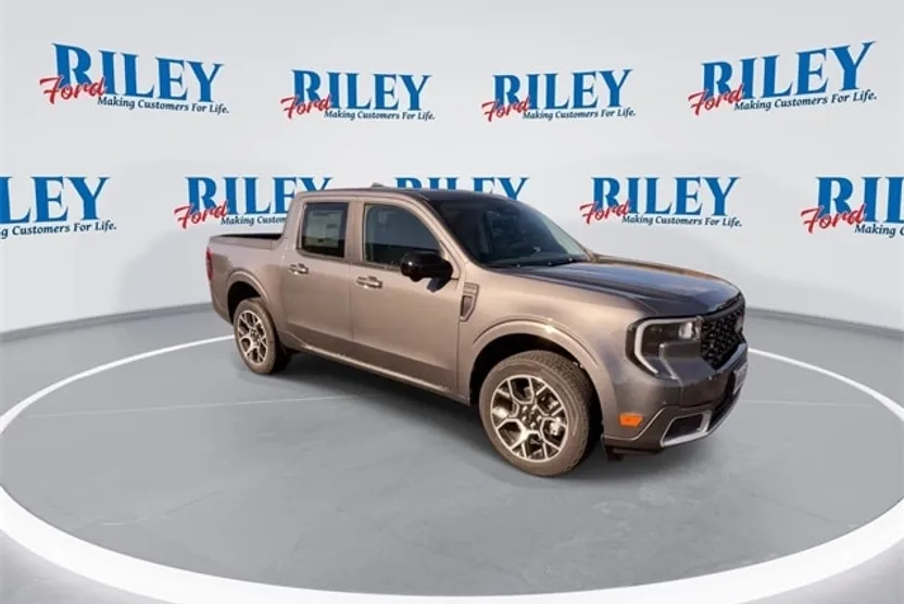 2025 Ford Maverick Lariat photo 1