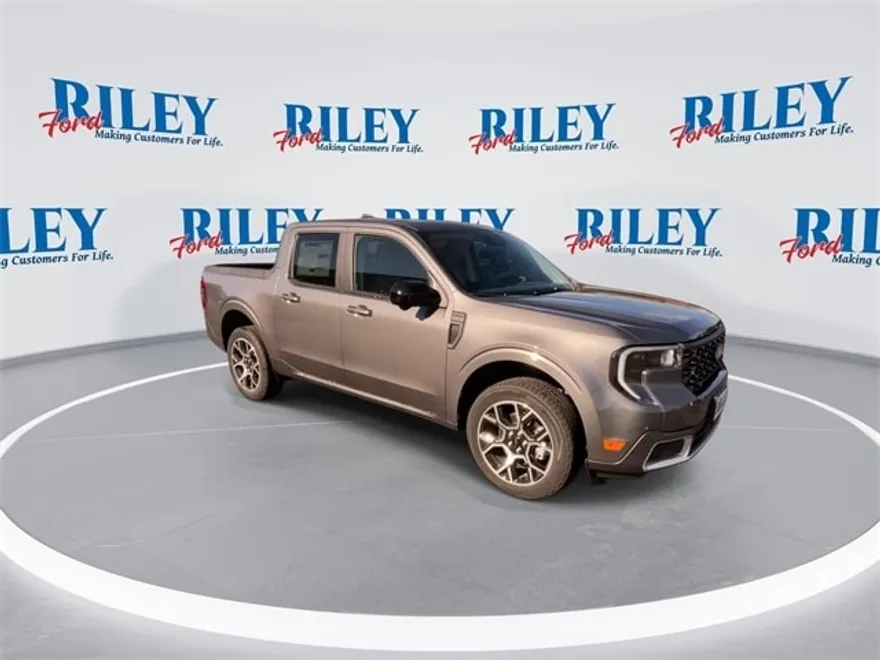 2025 Ford Maverick Lariat photo 1