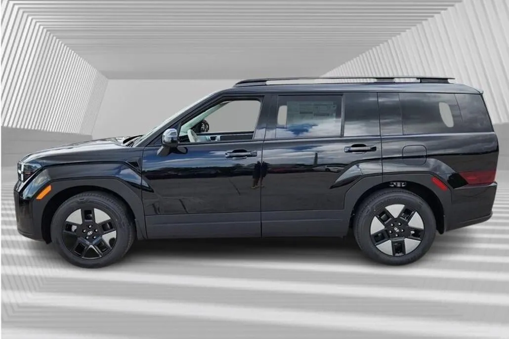 2026 Hyundai Santa Fe SEL photo 1