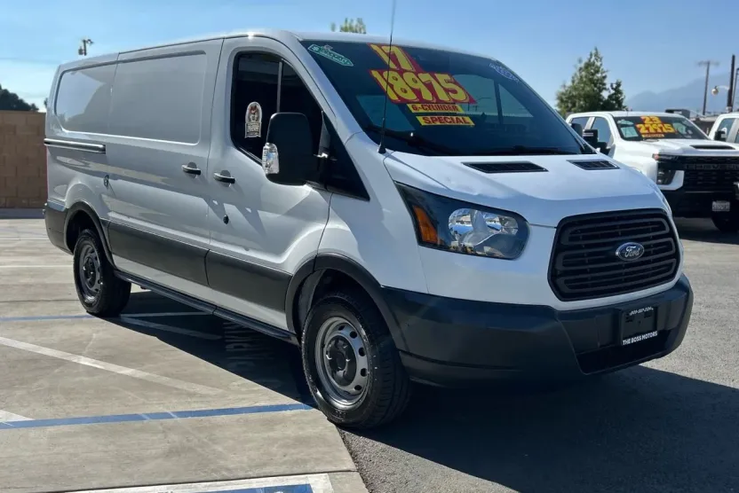 2017 Ford Transit Van photo 1
