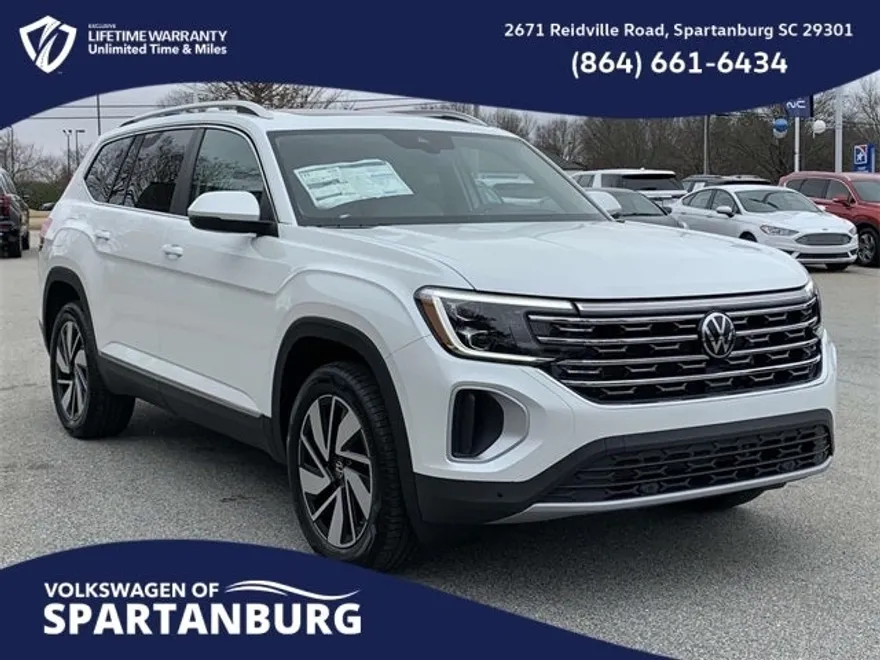 2025 Volkswagen Atlas SEL photo 1