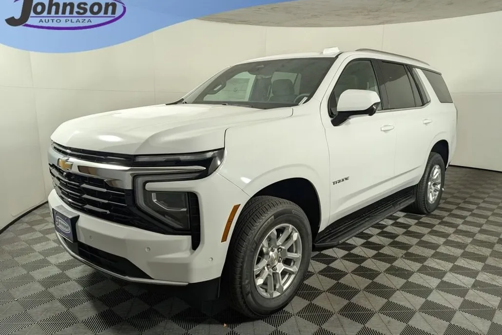 2026 Chevrolet Tahoe LS photo 1
