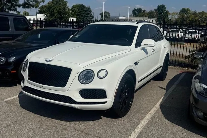 2017 Bentley Bentayga W12 photo 1