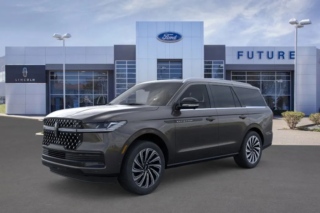 2025 Lincoln Navigator Black Label photo 1