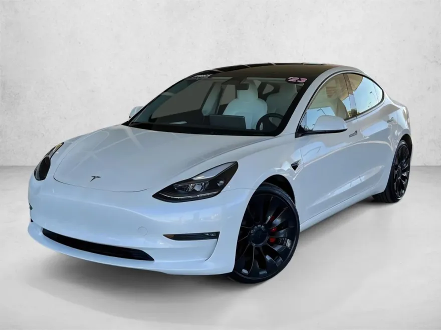 2023 Tesla Model 3 Performance photo 1