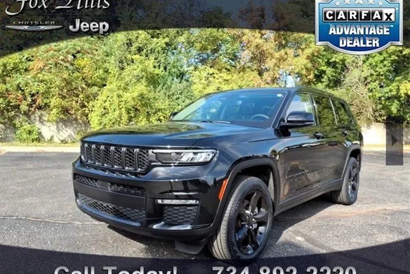 2023 Jeep Grand Cherokee Limited photo 1