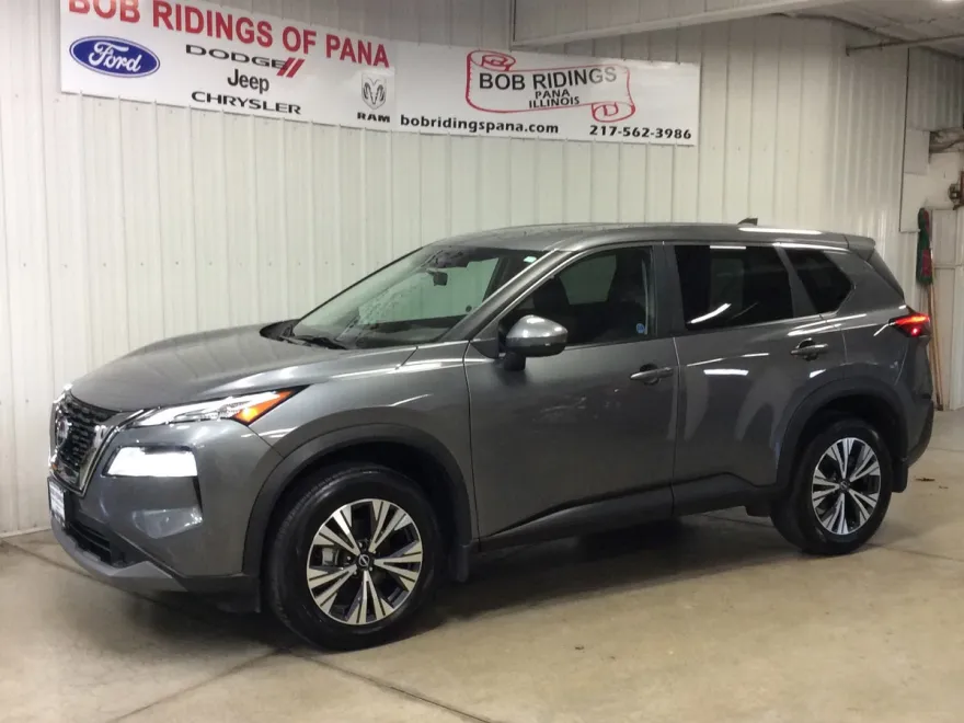 2022 Nissan Rogue SV photo 1