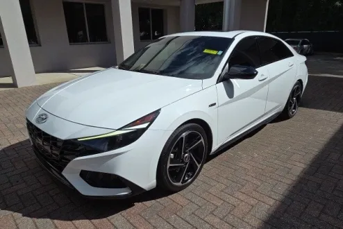 2022 Hyundai Elantra N Line photo 2
