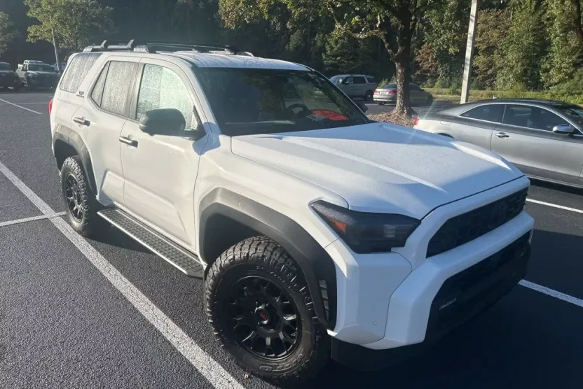 2025 Toyota 4Runner TRD Off-Road Premium photo 1