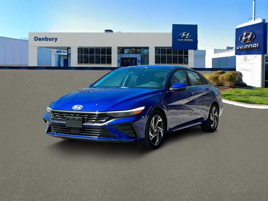 2024 Hyundai Elantra Limited photo 1