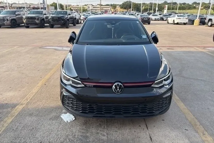 2024 Volkswagen Golf GTI Autobahn photo 1