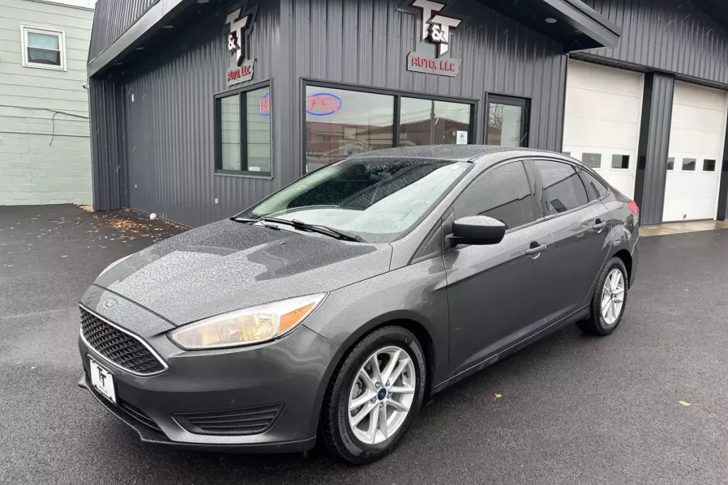 2018 Ford Focus SE photo 1