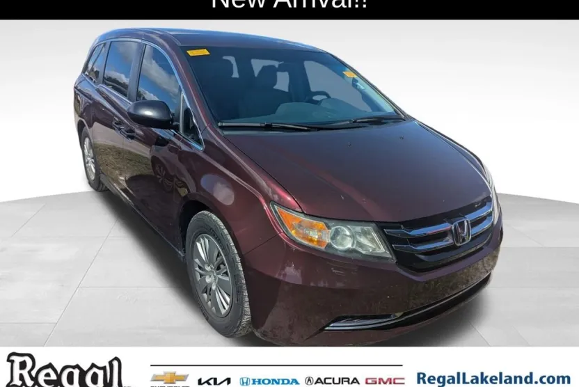 2014 Honda Odyssey LX photo 1