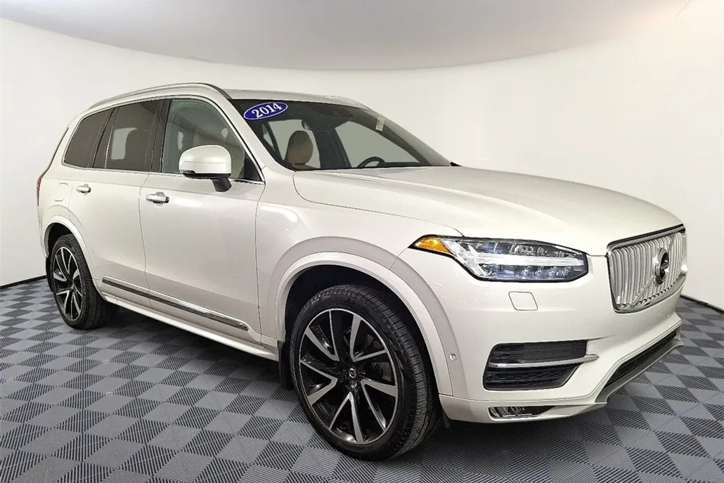2019 Volvo XC90 T6 Inscription photo 1