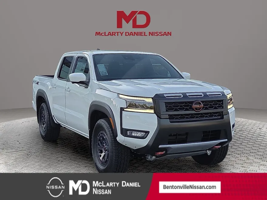 2025 Nissan Frontier Crew Cab PRO-4X photo 1