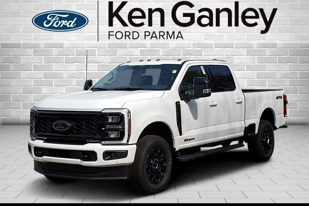 2025 Ford F-250 photo 1
