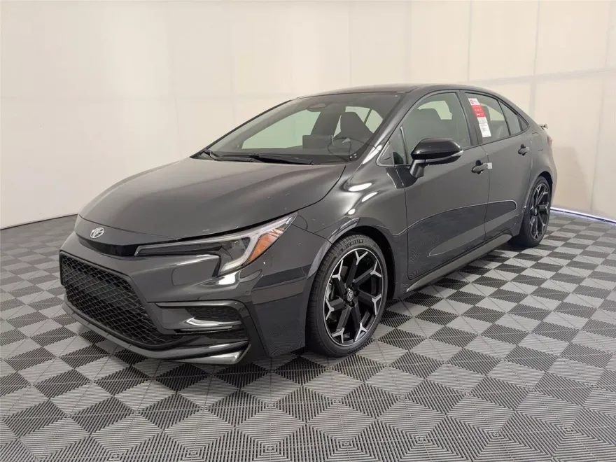 2025 Toyota Corolla SE photo 1