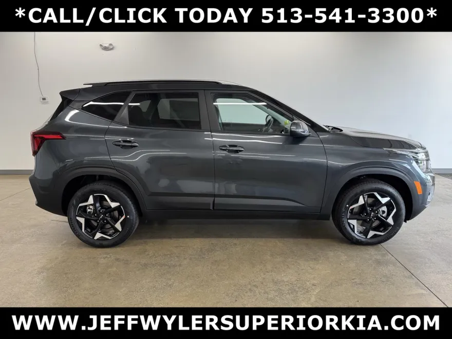 2025 Kia Seltos S photo 1