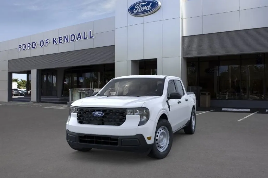 2025 Ford Maverick XL photo 1