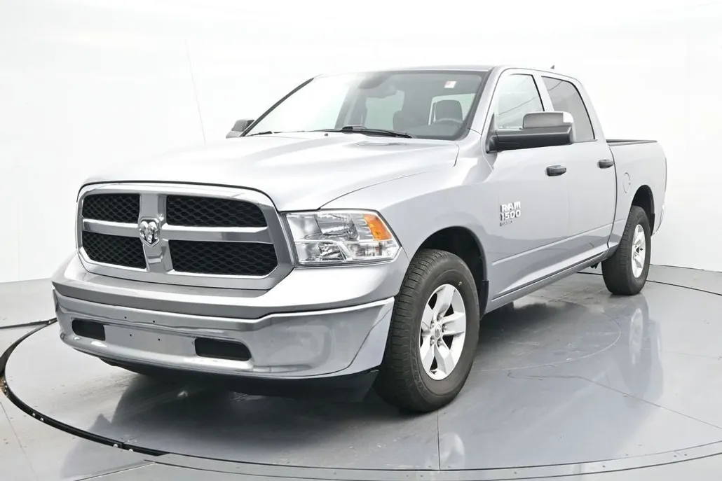2023 Ram 1500 Classic SLT photo 1