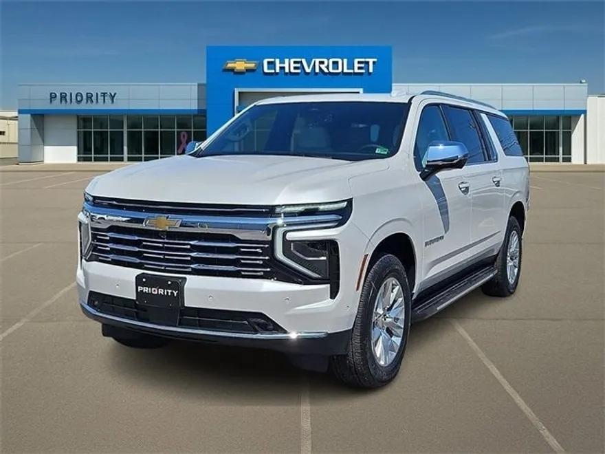 2025 Chevrolet Suburban Premier photo 1