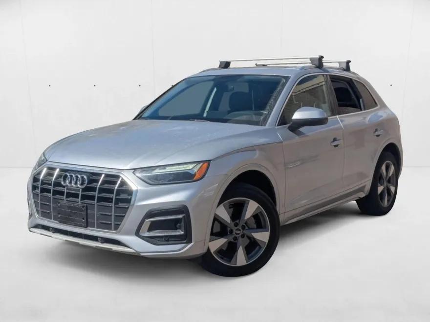 2022 Audi Q5 Premium Plus photo 1
