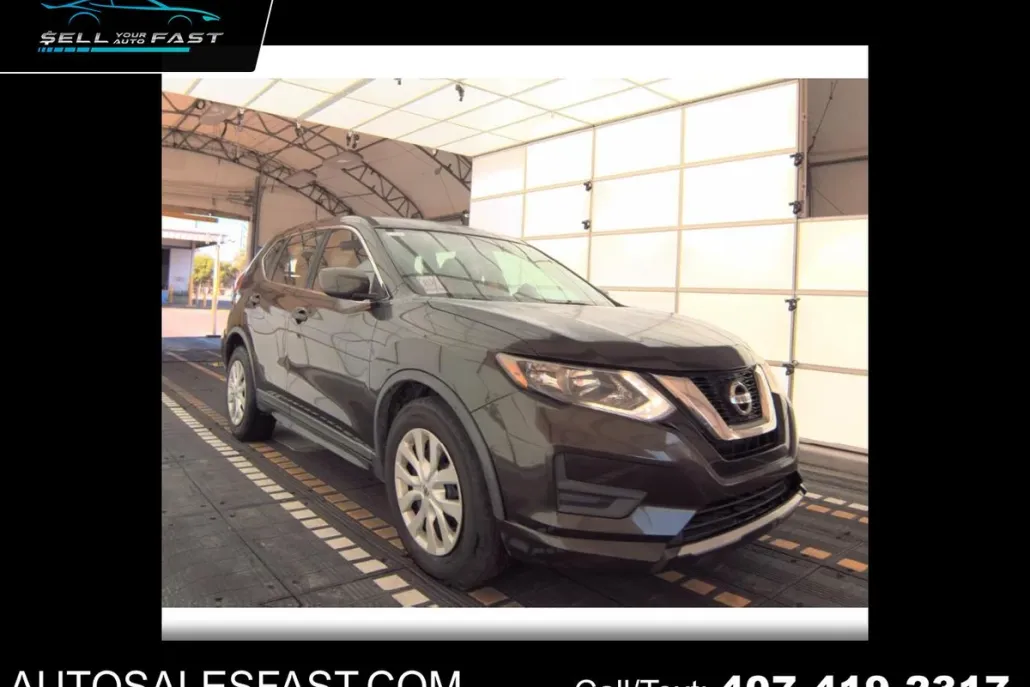 2017 Nissan Rogue S photo 1