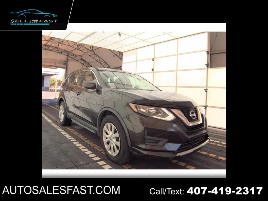 2017 Nissan Rogue S photo 1