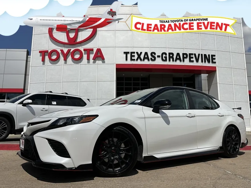 2023 Toyota Camry TRD V6 photo 1