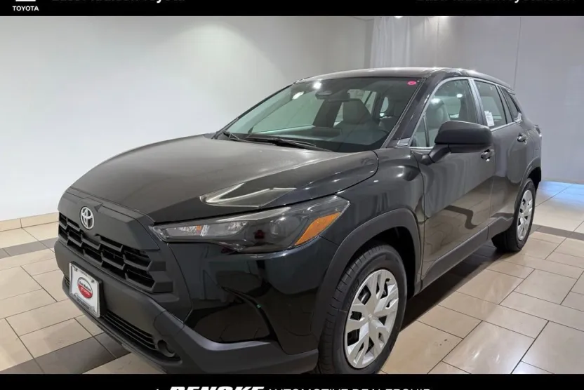 2026 Toyota Corolla Cross L photo 1