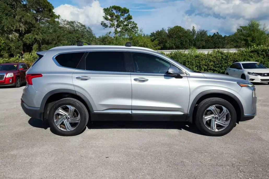 2021 Hyundai Santa Fe SEL Convenience photo 1