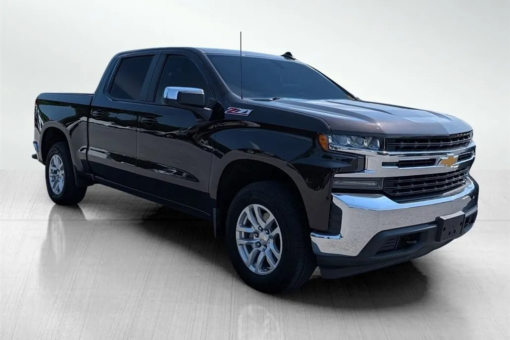 2019 Chevrolet Silverado 1500 LT photo 1