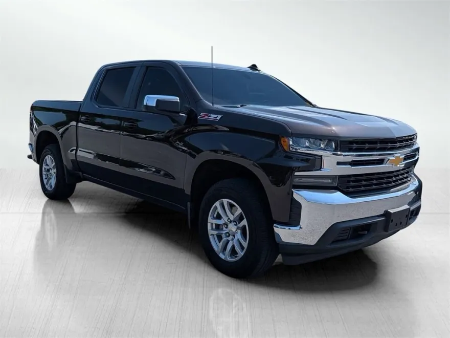 2019 Chevrolet Silverado 1500 LT photo 1