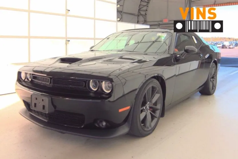 2019 Dodge Challenger R/T Scat Pack photo 1