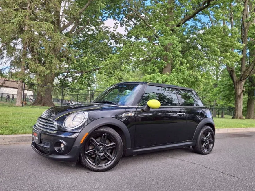 2013 Mini Cooper Hardtop photo 1
