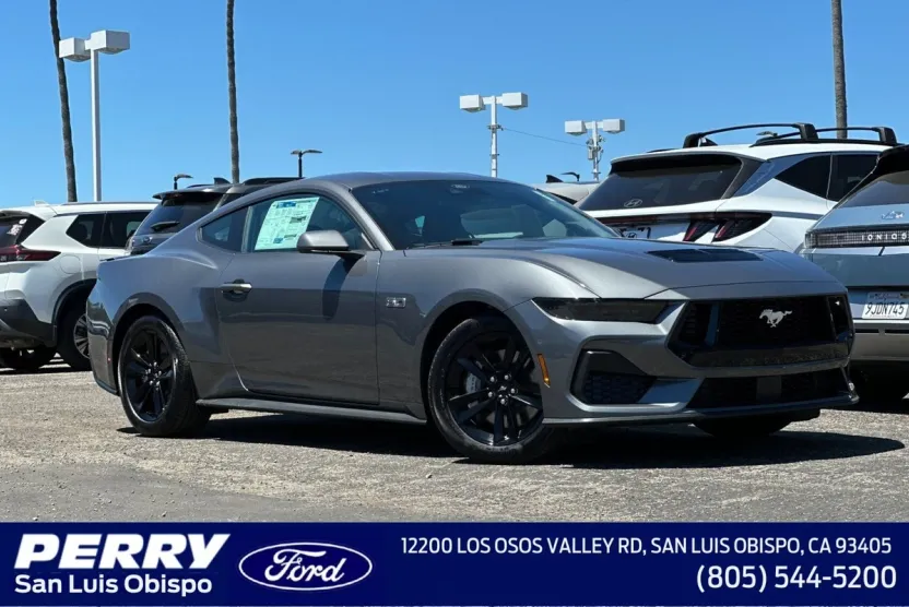 2025 Ford Mustang GT photo 1