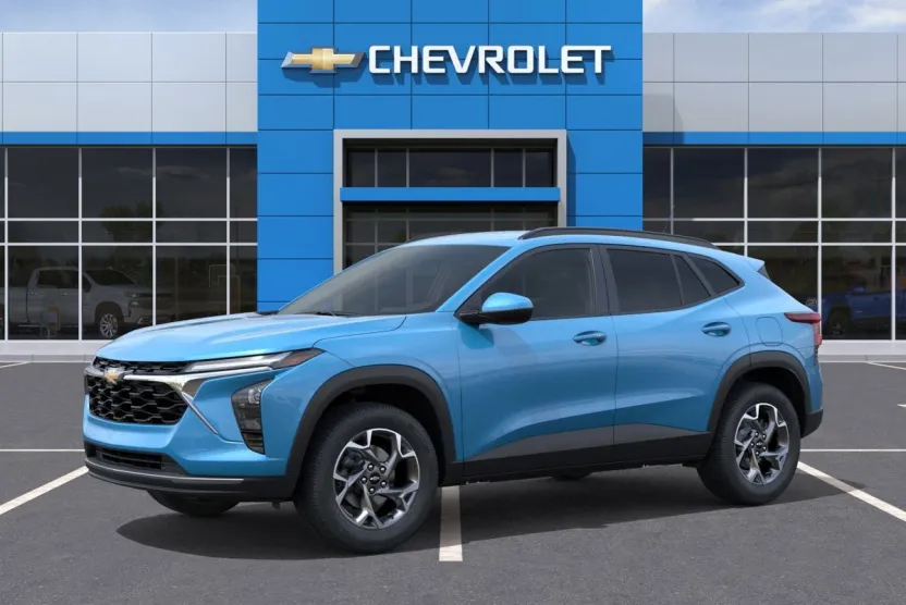 2026 Chevrolet Trax LT photo 1